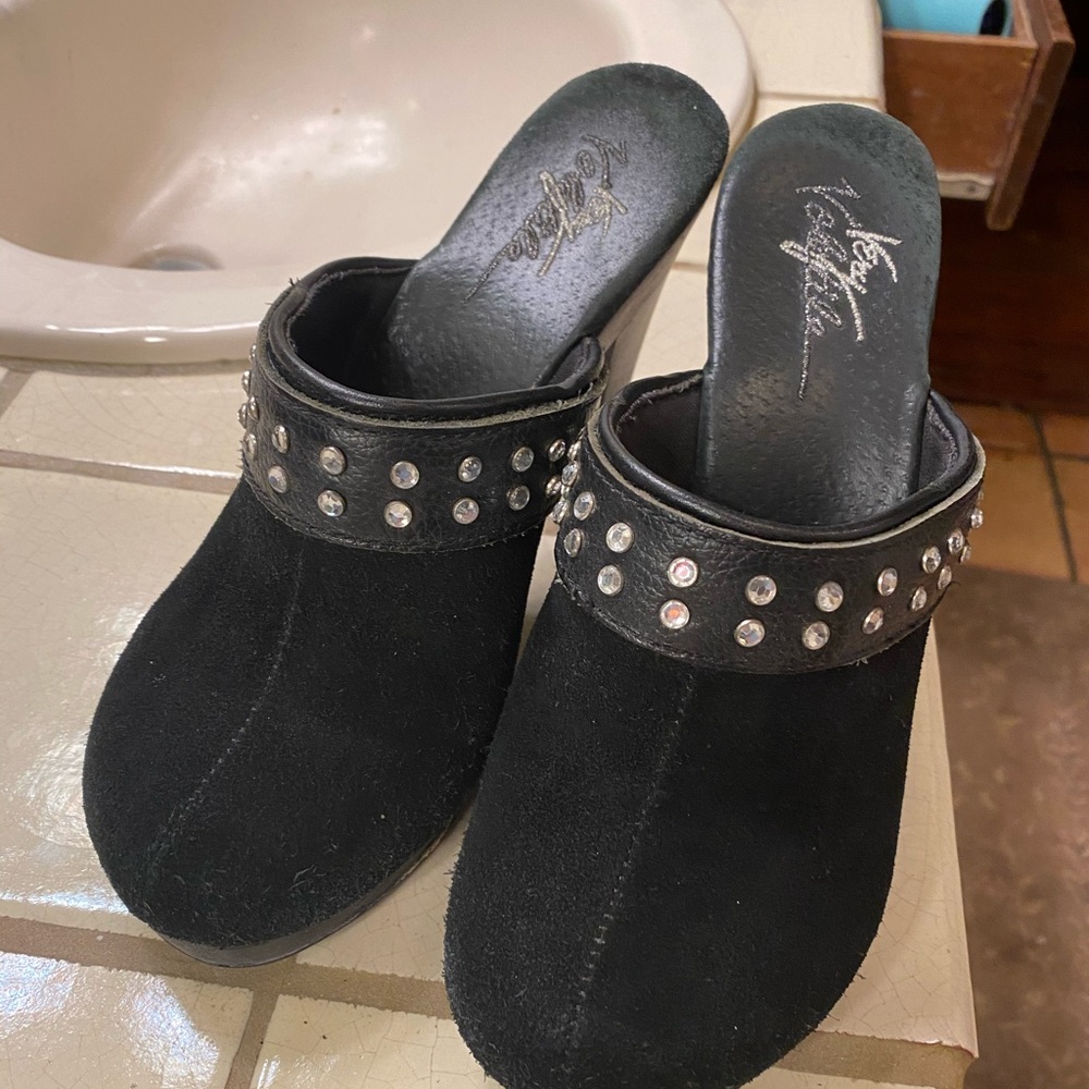 VV Mule heels